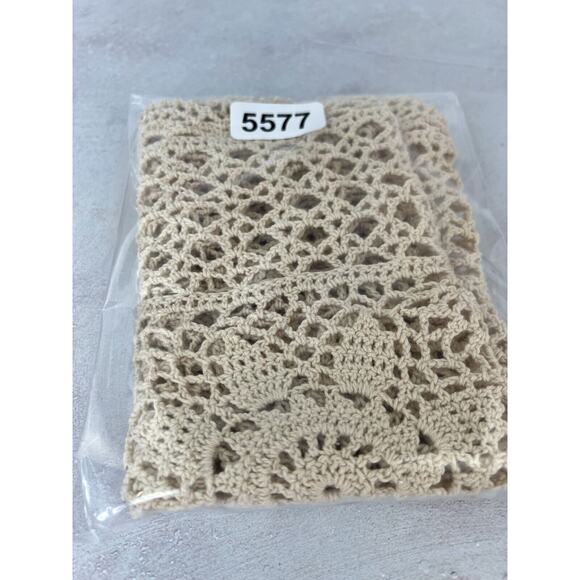Vintage Beige Handmade Crochet Scalloped Trim Rectangular Tablecloth - 17" x 12" - Picture 6 of 6